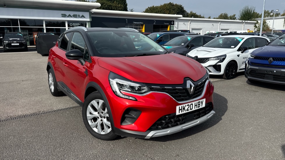 Renault Captur 1.3 TCE 130 Iconic 5dr Petrol Hatchback - Image 22