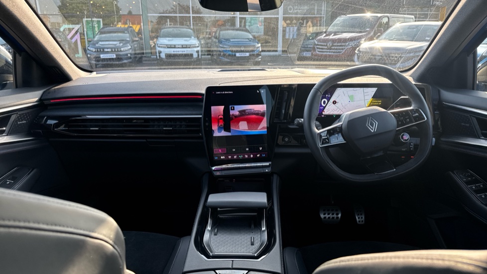 Renault Rafale E-Tech FHEV Iconic Esprit Alpine 5dr Auto 4C Hybrid Estate - Image 44