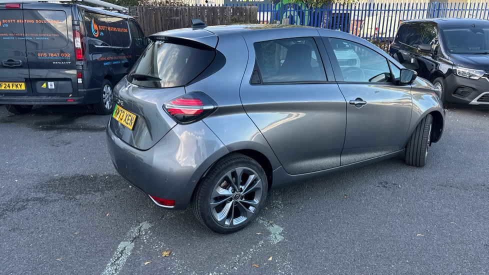 Renault Zoe 100kW Iconic R135 50kWh Boost Charge 5dr Auto Electric Hatchback - Image 29