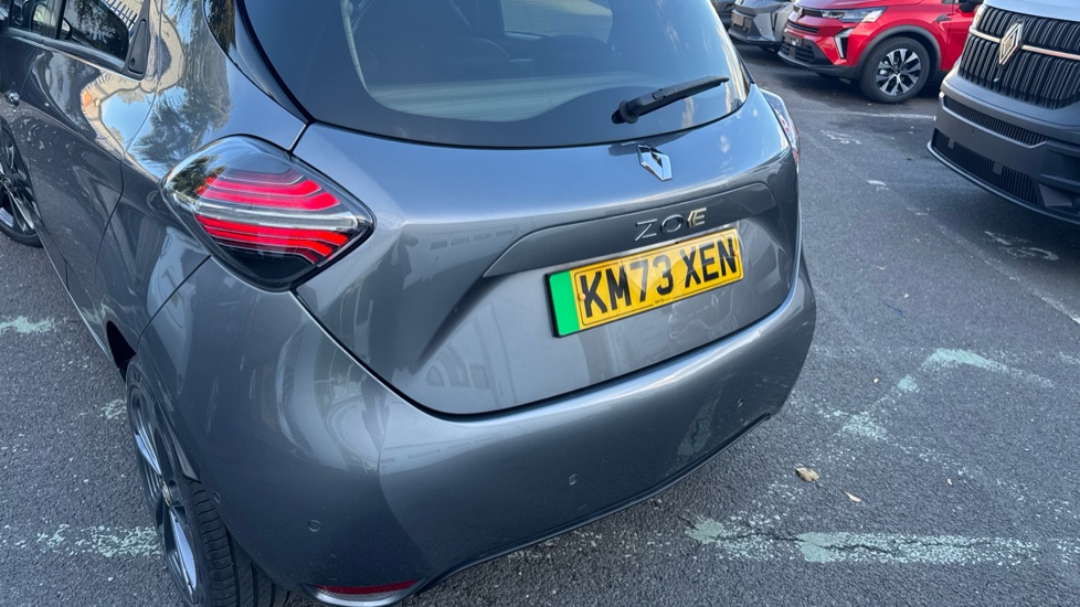Renault Zoe 100kW Iconic R135 50kWh Boost Charge 5dr Auto Electric Hatchback - Image 30