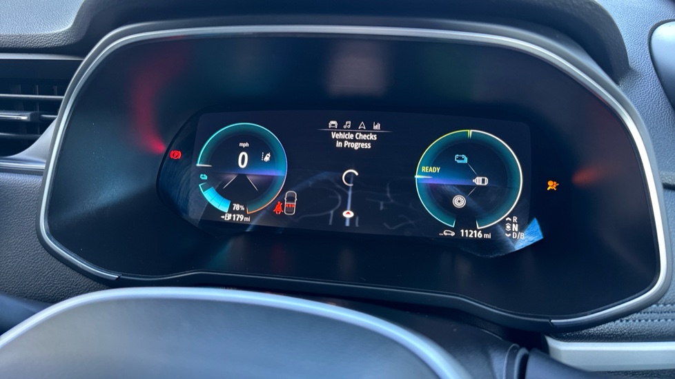 Renault Zoe 100kW Iconic R135 50kWh Boost Charge 5dr Auto Electric Hatchback - Image 39