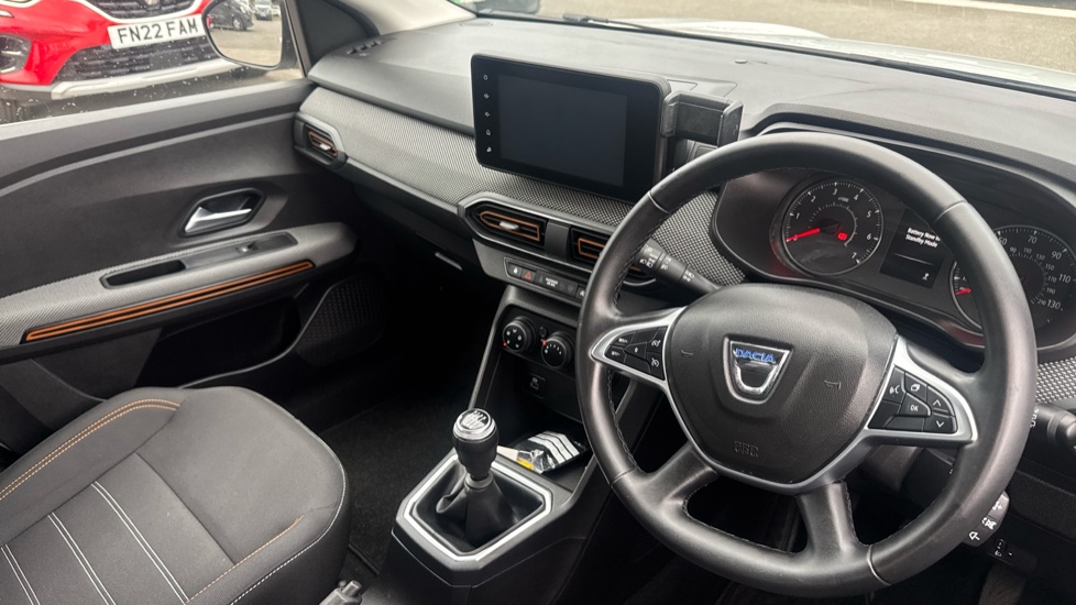 Dacia Sandero Stepway 1.0 TCe Comfort 5dr Petrol Hatchback - Image 11