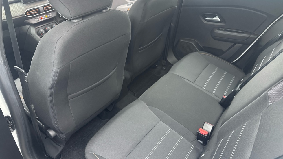 Dacia Sandero Stepway 1.0 TCe Comfort 5dr Petrol Hatchback - Image 16