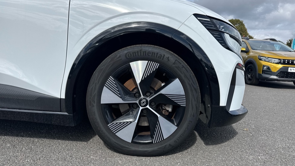 Renault Megane E-Tech EV60 160kW Equilibre 60kWh Optimum Charge 5dr Auto Electric Hatchback - Image 7