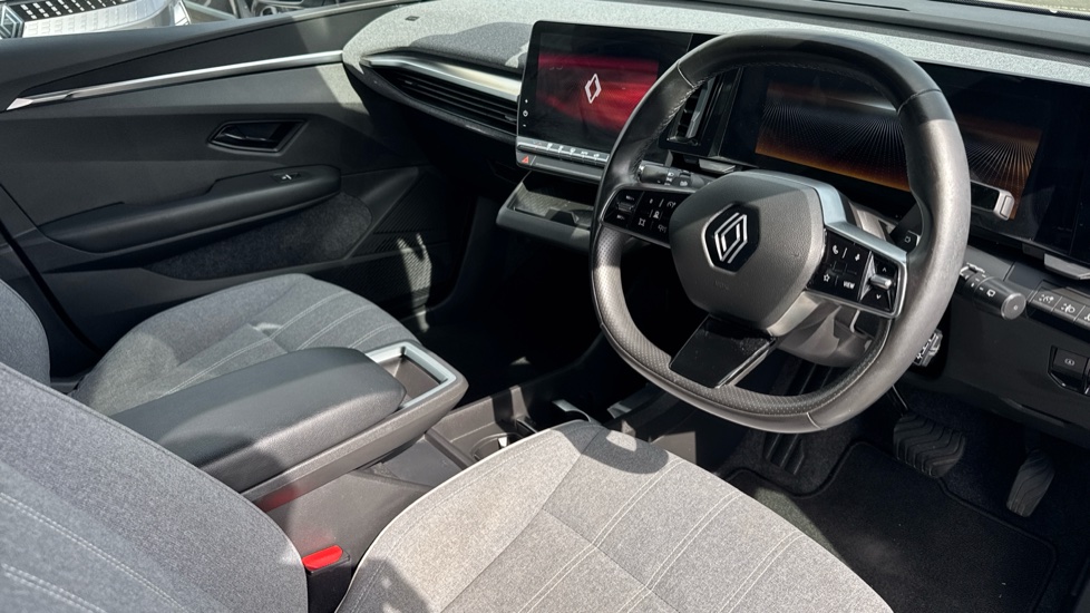 Renault Megane E-Tech EV60 160kW Equilibre 60kWh Optimum Charge 5dr Auto Electric Hatchback - Image 11