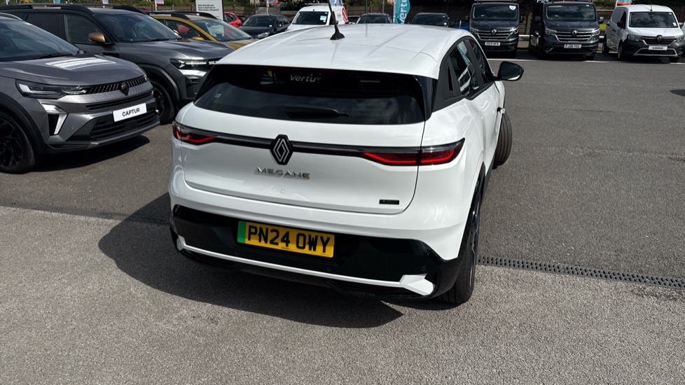Renault Megane E-Tech EV60 160kW Equilibre 60kWh Optimum Charge 5dr Auto Electric Hatchback - Image 30