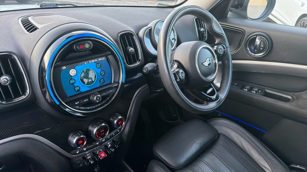 MINI Countryman 1.5 Cooper Exclusive 5dr Petrol Hatchback - Image 9