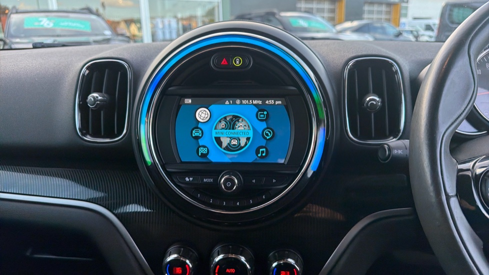 MINI Countryman 1.5 Cooper Exclusive 5dr Petrol Hatchback - Image 12