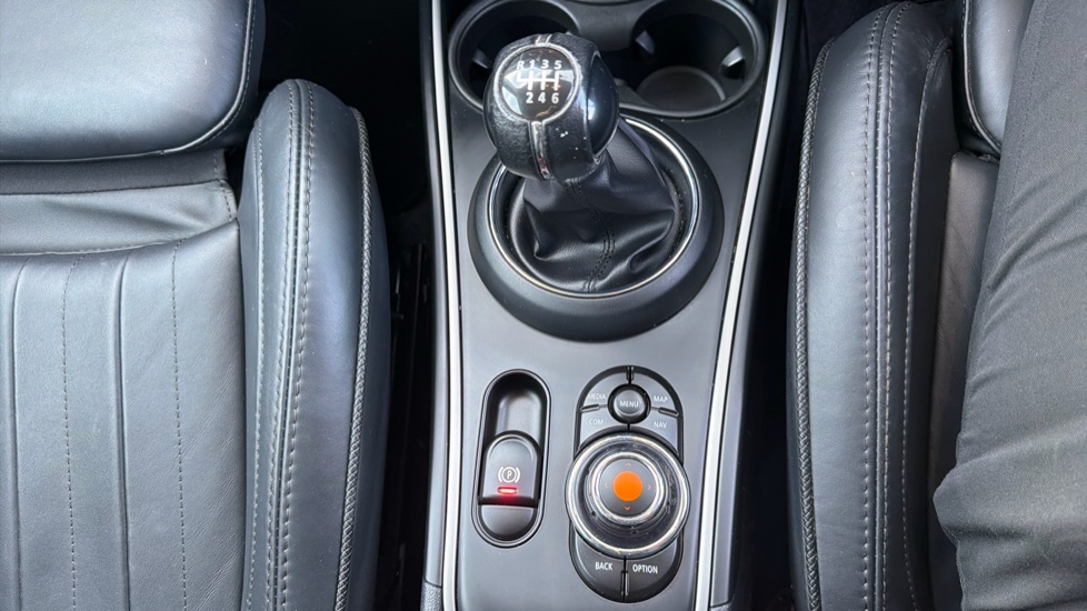 MINI Countryman 1.5 Cooper Exclusive 5dr Petrol Hatchback - Image 13