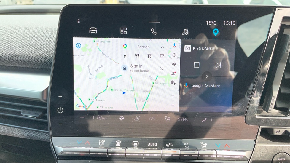 Renault Megane E-Tech EV60 160kW Iconic 60kWh Optimum Charge 5dr Auto Electric Hatchback - Image 12