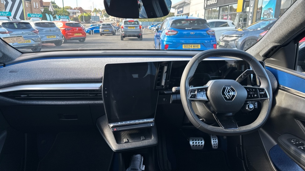 Renault Scenic E-Tech 160kW Esprit Alpine 87kWh Long Range 5dr Auto Electric Estate - Image 10