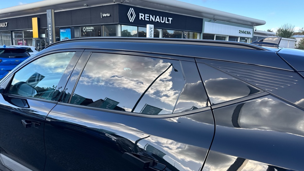 Renault Scenic E-Tech 160kW Esprit Alpine 87kWh Long Range 5dr Auto Electric Estate - Image 40