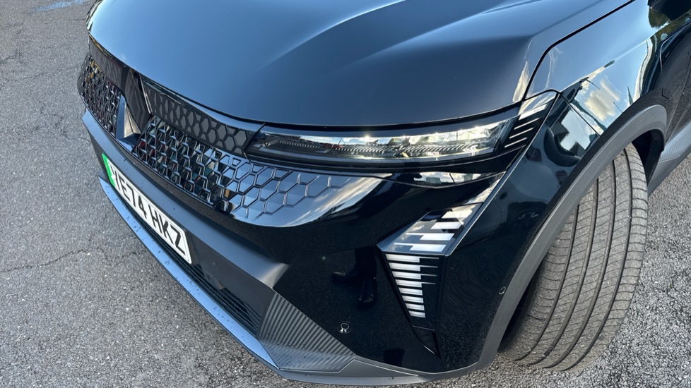 Renault Scenic E-Tech 160kW Esprit Alpine 87kWh Long Range 5dr Auto Electric Estate - Image 42