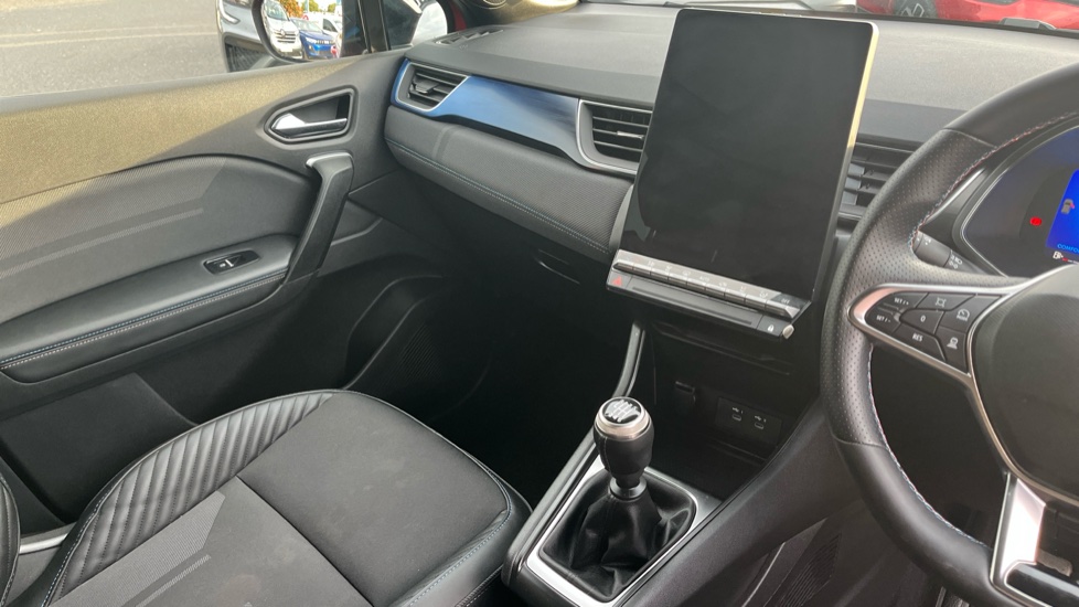 Renault Symbioz 1.3 TCe 140 Techno Esprit Alpine 5dr Petrol Estate - Image 14