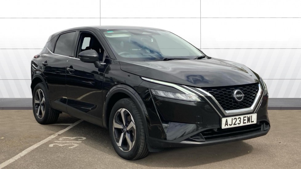 Nissan Qashqai 1.3 DiG-T MH N-Connecta 5dr Petrol Hatchback - Image 1