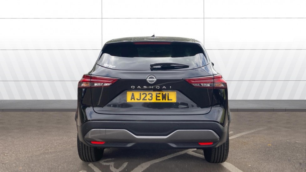 Nissan Qashqai 1.3 DiG-T MH N-Connecta 5dr Petrol Hatchback - Image 6
