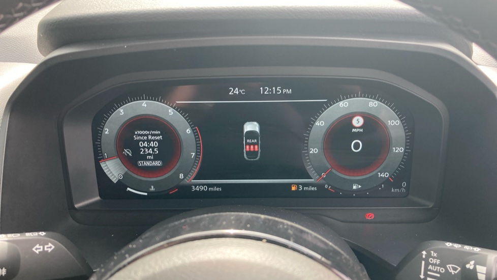 Nissan Qashqai 1.3 DiG-T MH N-Connecta 5dr Petrol Hatchback - Image 18