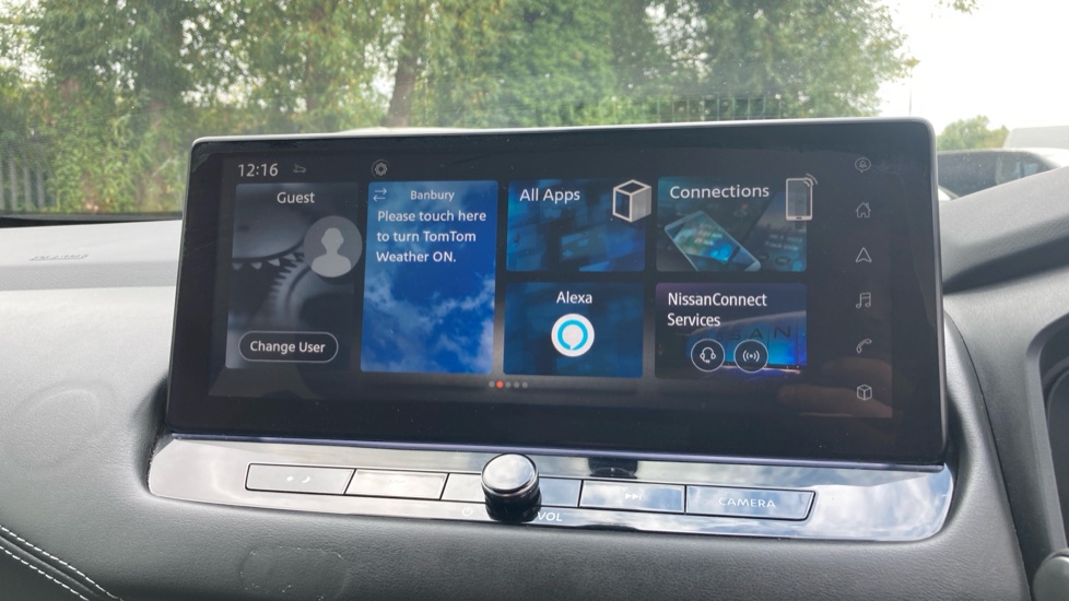 Nissan Qashqai 1.3 DiG-T MH N-Connecta 5dr Petrol Hatchback - Image 34