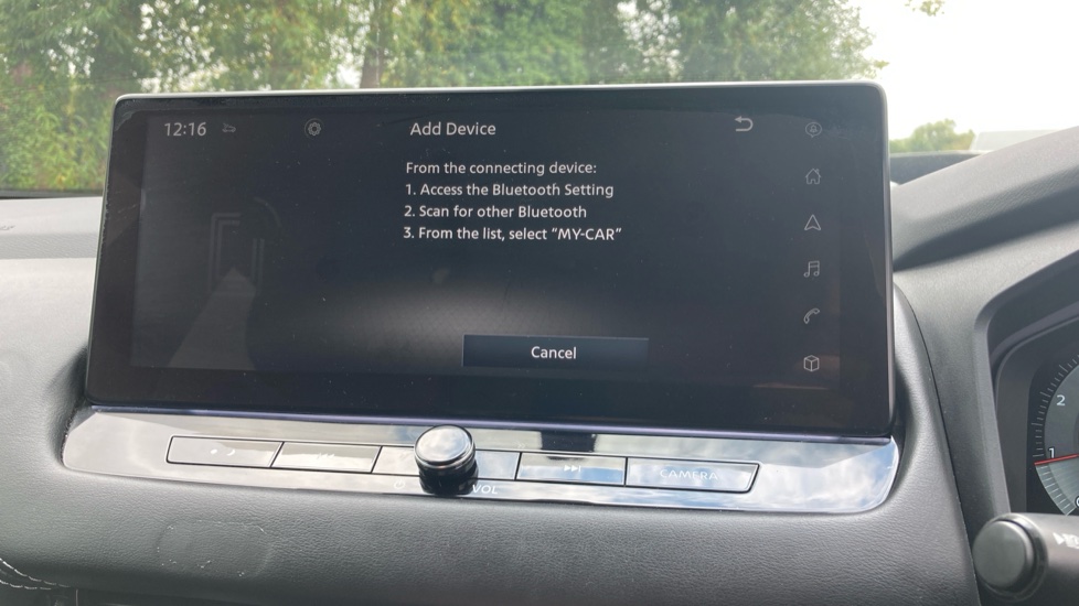 Nissan Qashqai 1.3 DiG-T MH N-Connecta 5dr Petrol Hatchback - Image 38
