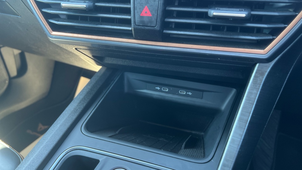 CUPRA Formentor 1.5 TSI 150 V2 5dr DSG Petrol Estate - Image 26