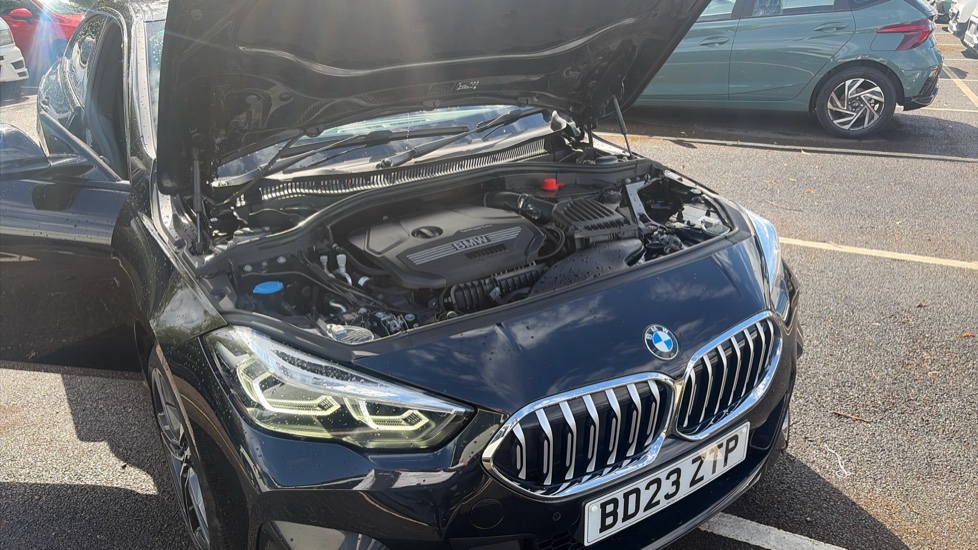 BMW 2 Series 218i [136] M Sport 4dr DCT Petrol Saloon - Image 8