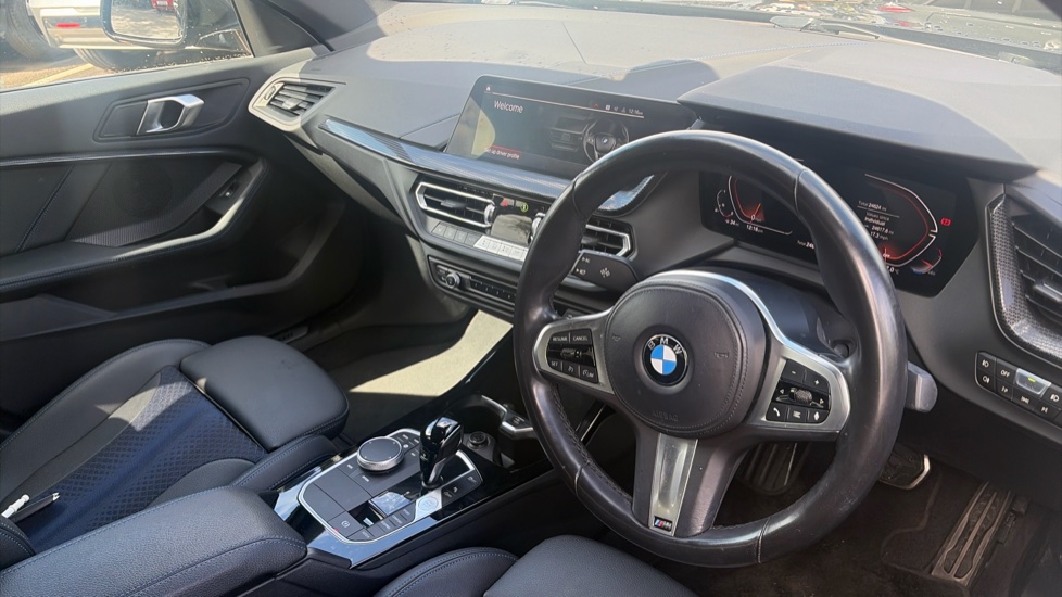 BMW 2 Series 218i [136] M Sport 4dr DCT Petrol Saloon - Image 11