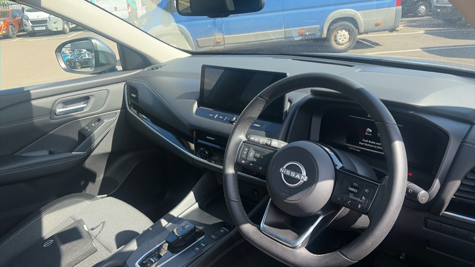 Nissan Qashqai 1.5 E-Power N-Connecta 5dr Auto Hybrid Hatchback - Image 11