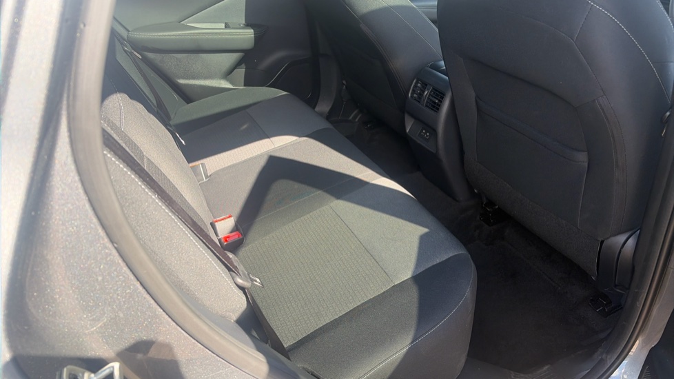 Nissan Qashqai 1.5 E-Power N-Connecta 5dr Auto Hybrid Hatchback - Image 16