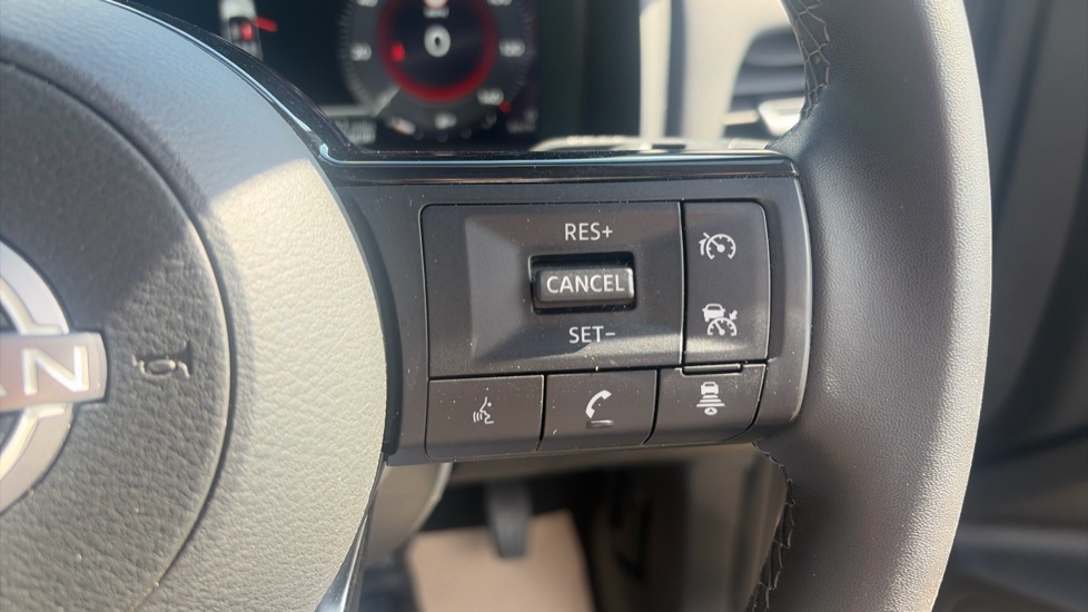 Nissan Qashqai 1.5 E-Power N-Connecta 5dr Auto Hybrid Hatchback - Image 22