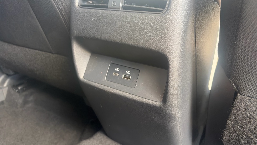 Nissan Qashqai 1.5 E-Power N-Connecta 5dr Auto Hybrid Hatchback - Image 47