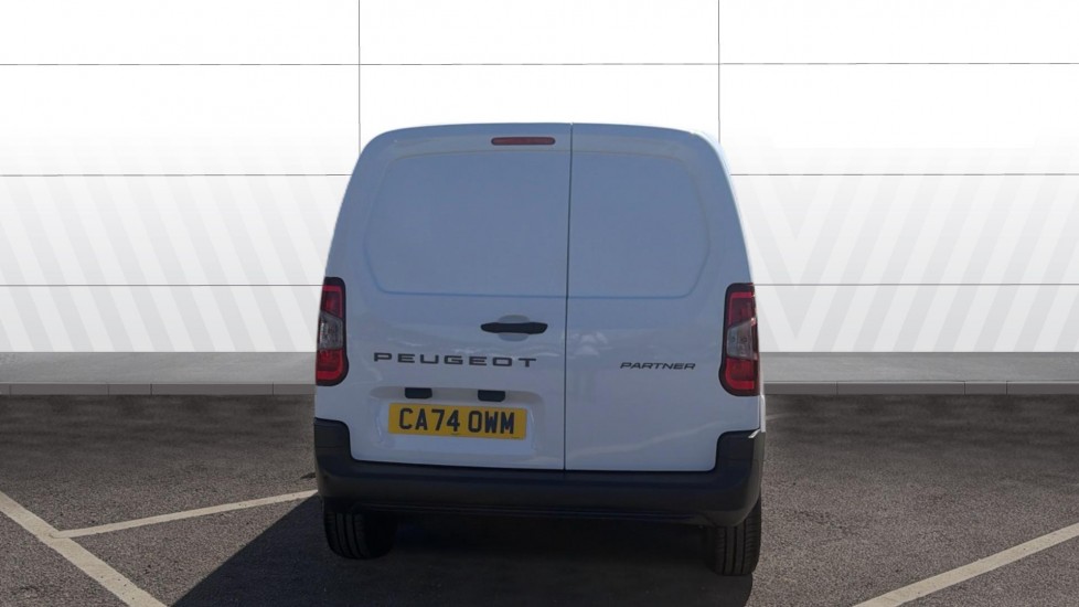 Peugeot Partner Standard Diesel 1.5 BlueHDi 130 Professional Van EAT8 - Image 6