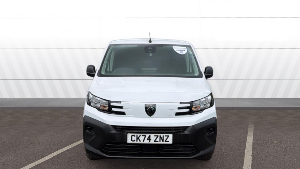 Peugeot Partner Standard Diesel 1.5 BlueHDi 130 Professional Van EAT8 - Image 3