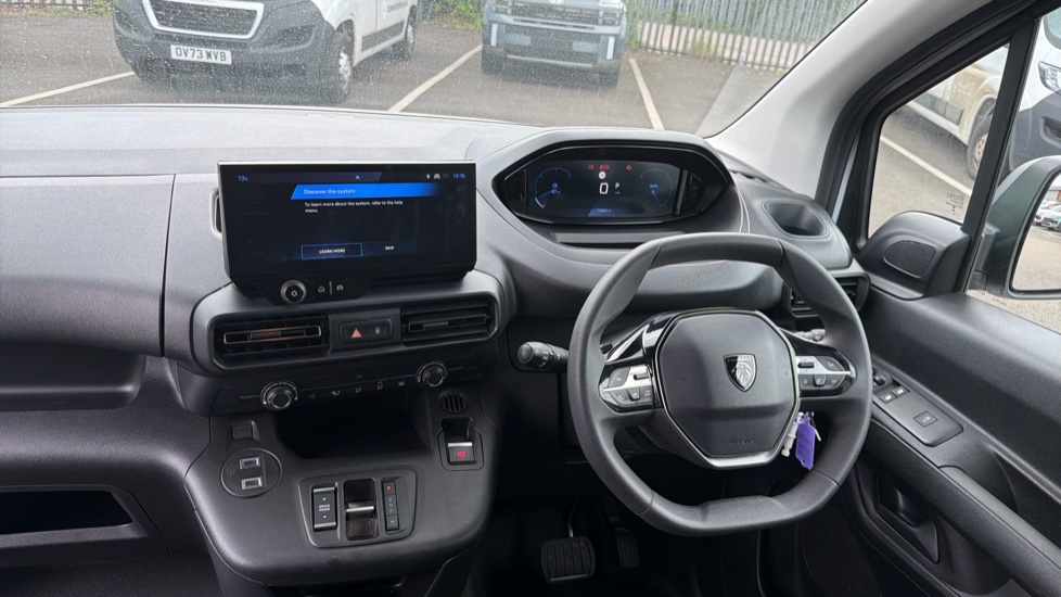 Peugeot Partner Standard Diesel 1.5 BlueHDi 130 Professional Van EAT8 - Image 10