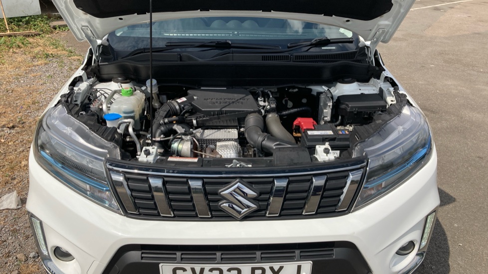 Suzuki Vitara 1.4 Boosterjet 48V Hybrid SZ-T 5dr Petrol Estate - Image 8