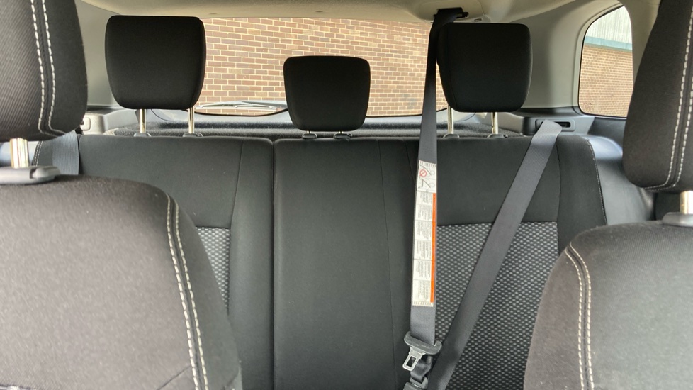Suzuki Vitara 1.4 Boosterjet 48V Hybrid SZ-T 5dr Petrol Estate - Image 15