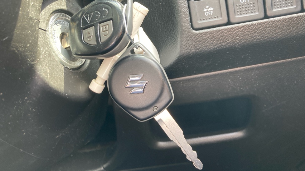 Suzuki Vitara 1.4 Boosterjet 48V Hybrid SZ-T 5dr Petrol Estate - Image 20