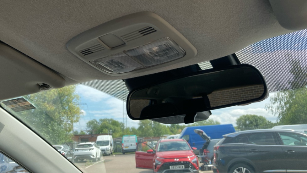 Suzuki Vitara 1.4 Boosterjet 48V Hybrid SZ-T 5dr Petrol Estate - Image 31