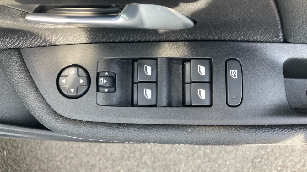 Vauxhall Mokka 1.2 Turbo 136 Ultimate 5dr Petrol Hatchback - Image 26