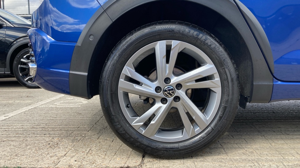 Volkswagen Taigo 1.0 TSI 110 R-Line 5dr DSG Petrol Hatchback - Image 7