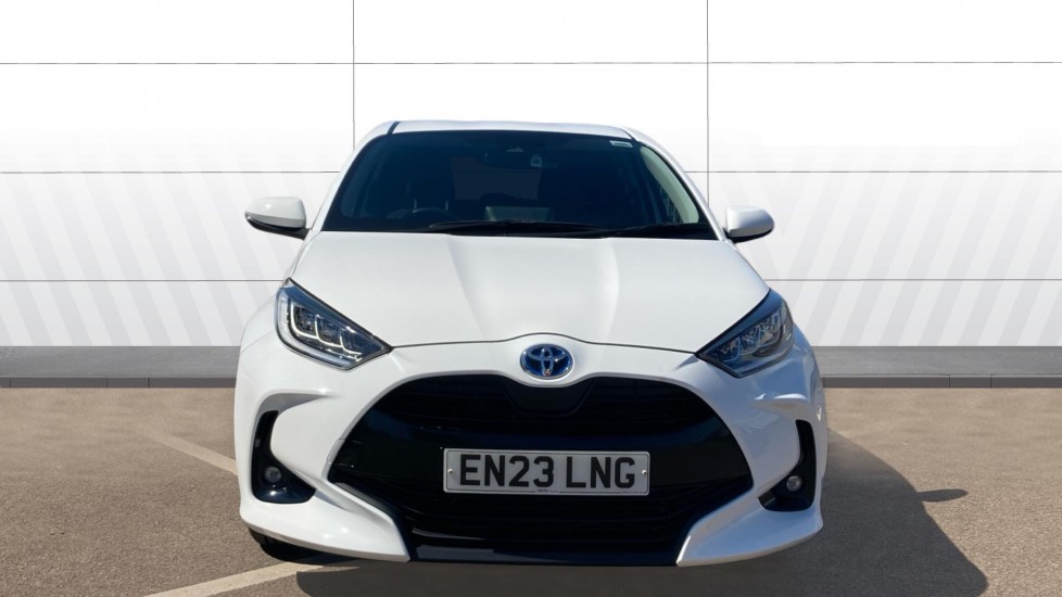Toyota Yaris 1.5 Hybrid Design 5dr CVT Hybrid Hatchback - Image 3