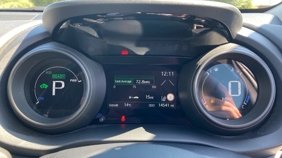 Toyota Yaris 1.5 Hybrid Design 5dr CVT Hybrid Hatchback - Image 18