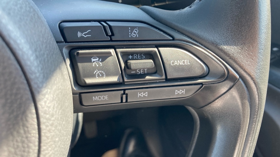 Toyota Yaris 1.5 Hybrid Design 5dr CVT Hybrid Hatchback - Image 37