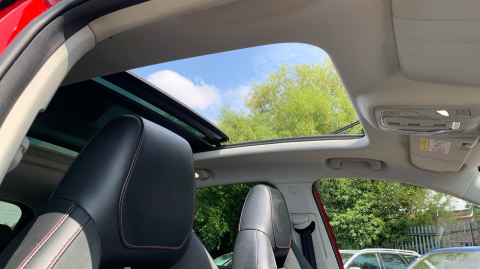 MG HS 1.5 T-GDI Exclusive 5dr Petrol Hatchback - Image 36