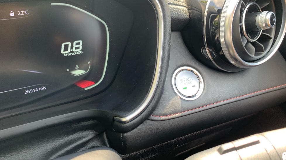 MG HS 1.5 T-GDI Exclusive 5dr Petrol Hatchback - Image 41