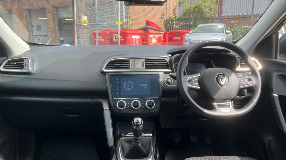 Renault Kadjar 1.3 TCE S Edition 5dr Petrol Hatchback - Image 10