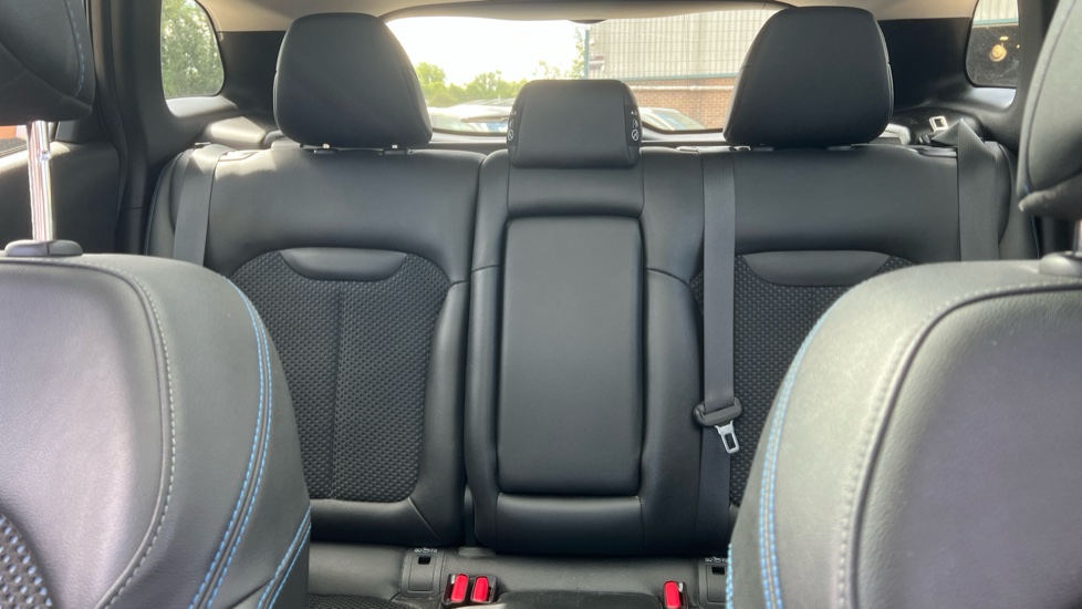 Renault Kadjar 1.3 TCE S Edition 5dr Petrol Hatchback - Image 15