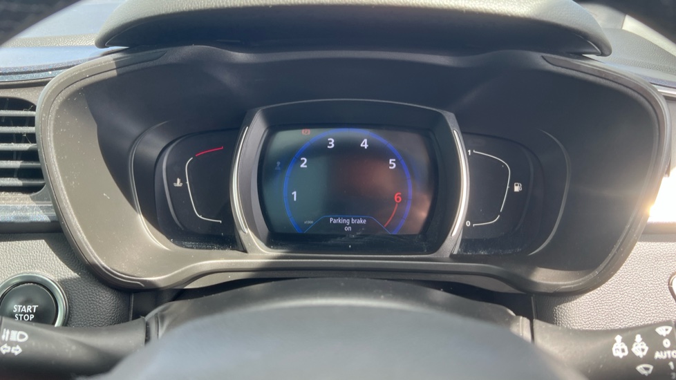 Renault Kadjar 1.3 TCE S Edition 5dr Petrol Hatchback - Image 18
