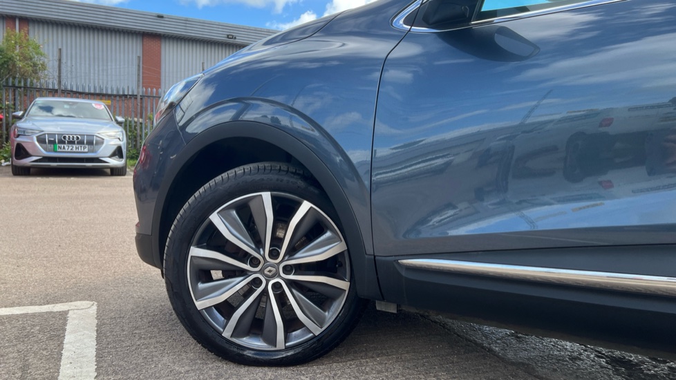 Renault Kadjar 1.3 TCE S Edition 5dr Petrol Hatchback - Image 36