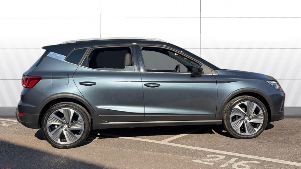 SEAT Arona 1.5 TSI 150 FR Sport 5dr DSG Petrol Hatchback - Image 5
