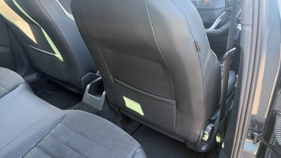 SEAT Arona 1.5 TSI 150 FR Sport 5dr DSG Petrol Hatchback - Image 26